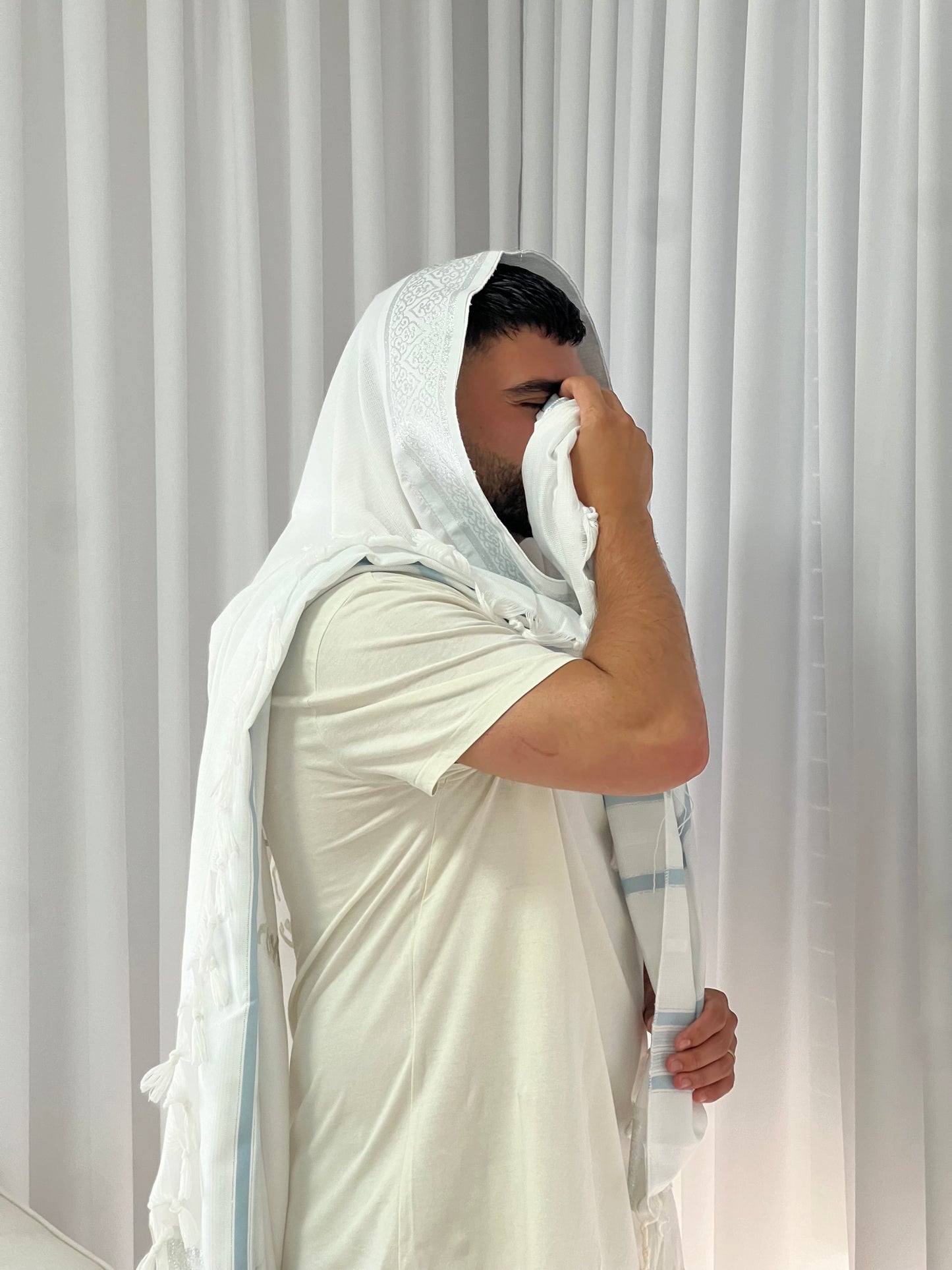 מארז מתחתנים דגם 02