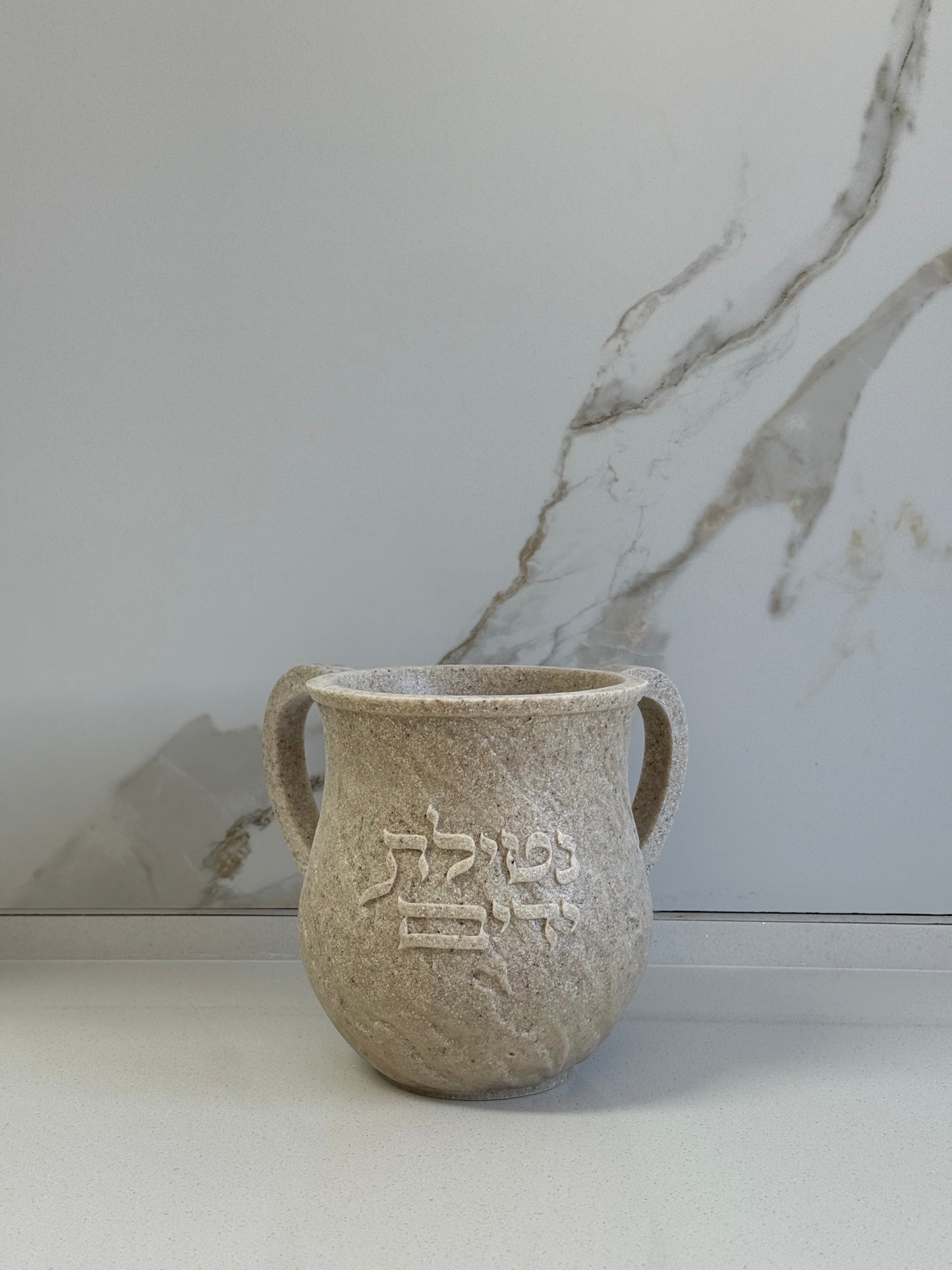 נטלה מהודרת דגם 07.